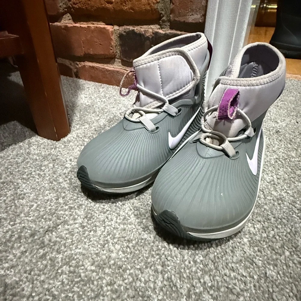 Nike Gray and‎ White High-Top Sneakers